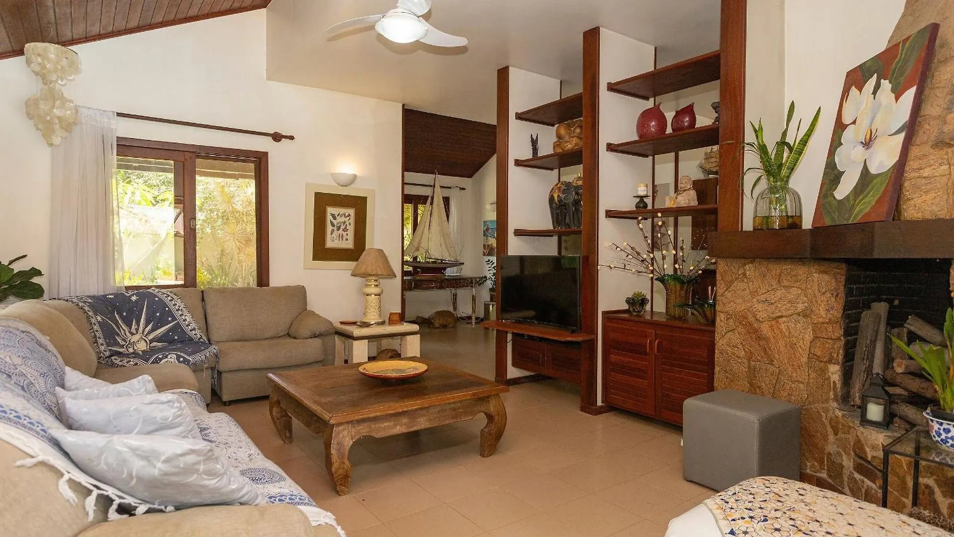 Casa Com 4 Suites E Piscina Em Buzios | Pz 1214 0*, Armacao dos Buzios